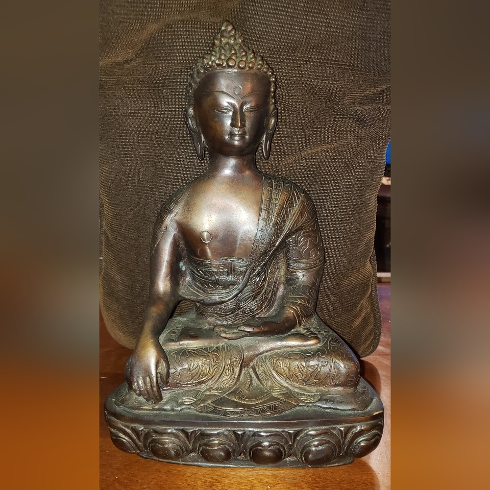 Bronze Buddha Statue